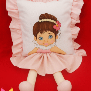 TRAVESSEIRO MENINA VM ARTE ARTESANATO